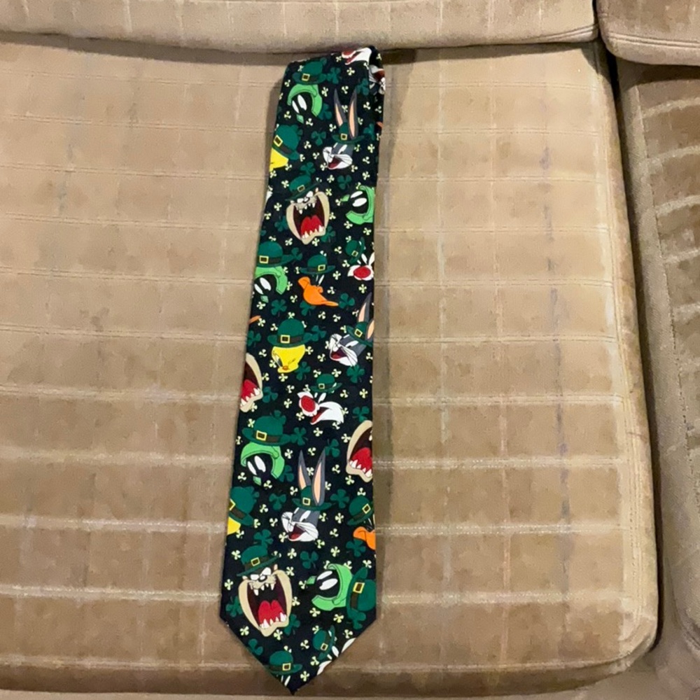 Vintage Looney Tunes St. Patrick's Day tie 1994